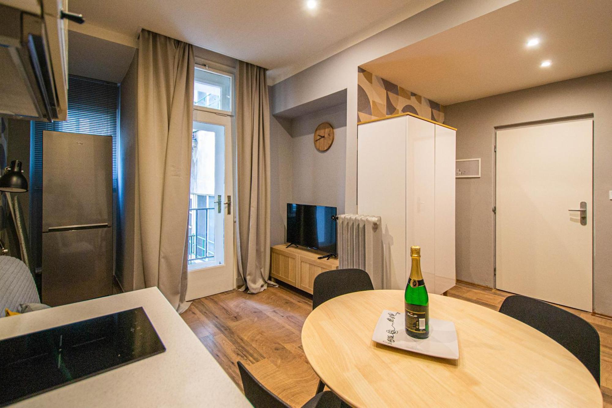Cozy Studio In The Main City Center Prága Kültér fotó